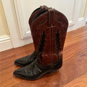 Vintage Code west Two Toned cowboy boots Women's size 6.5